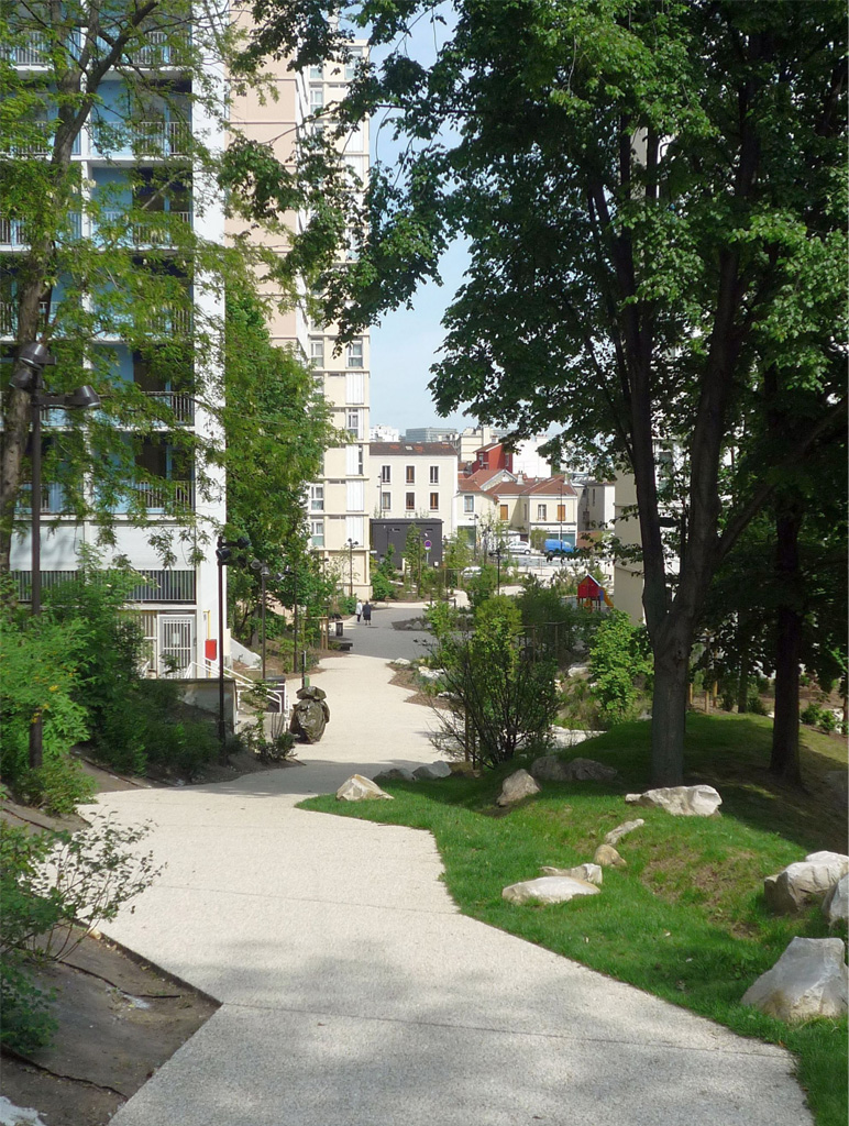 Cité Louis Bertrand Ivry-sur-Seine (FR) @ RETHINK