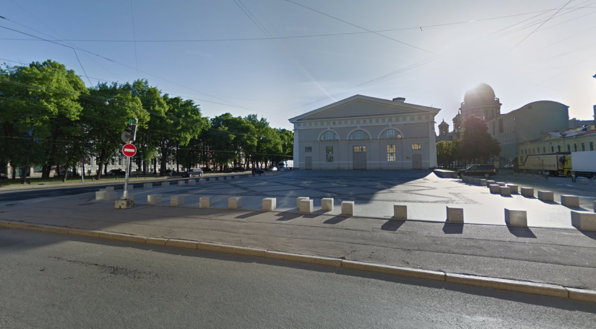 Temporary installation for Christmas, Manege - Saint Petersburg (RU)