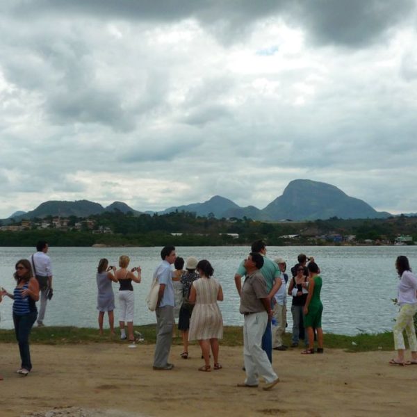 Développement métropolitain et solidarités territoriales - Mutation des structures urbaines autour de la baie de Vitoria (BR)